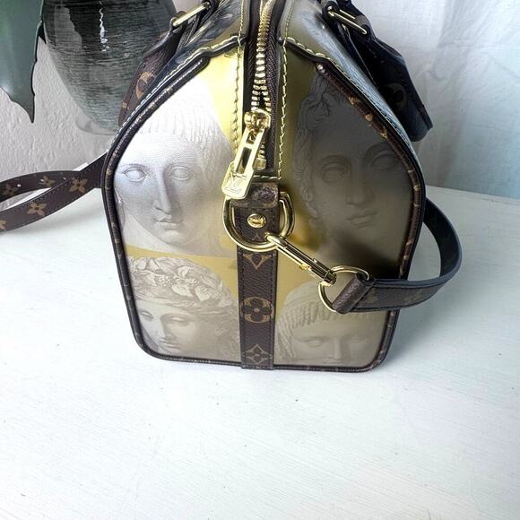 Louis Vuitton Authentic Fornasetti Limited Edition Speedy 25 Bandouliere CoA - Picture 6 of 9